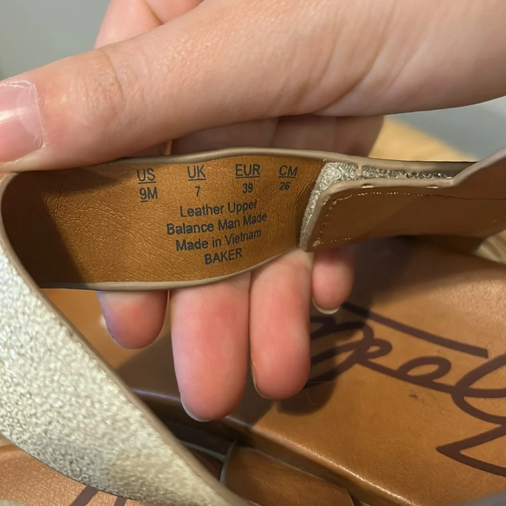 Zodiac‎ Baker Taupe Leather Platform Sandals